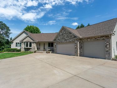 17162 Red Wing Boulevard, Hastings, MN 55033
