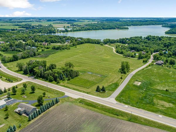 3658 Millersburg Boulevard , Faribault, MN 55021