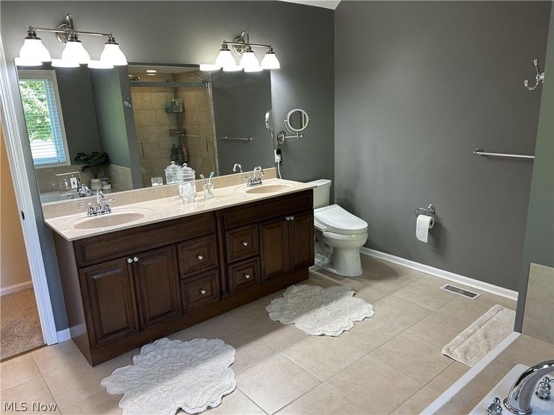 8575 Park Ridge Lane, Macedonia, OH 44056 Photo 22