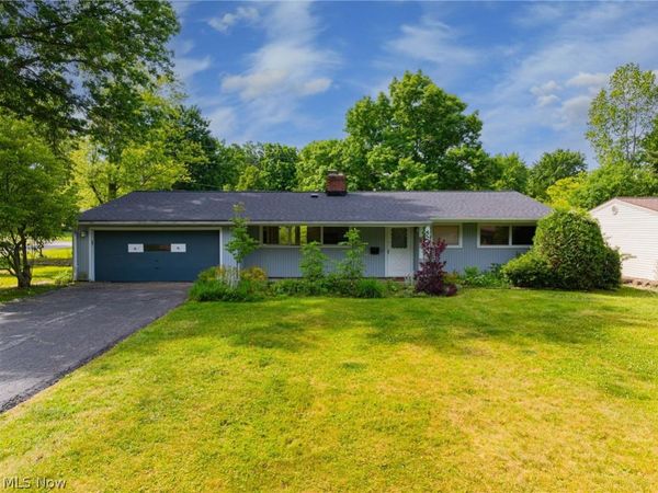 5294 Dogwood Trail, Lyndhurst, OH 44124