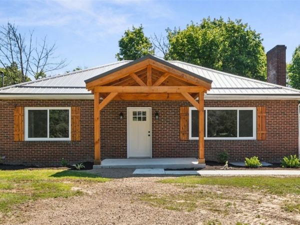 4533 Ridgeview Drive , Greensburg, PA 15601