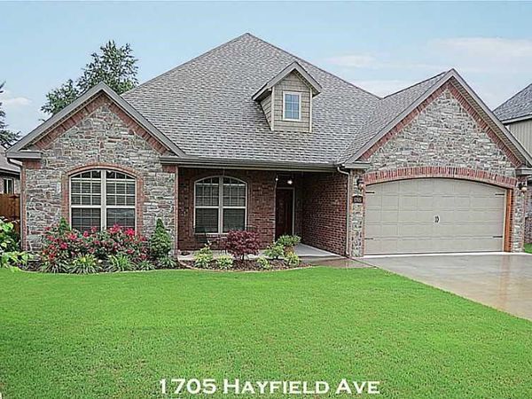 1705 SW Hayfield Avenue, Bentonville, AR 72713