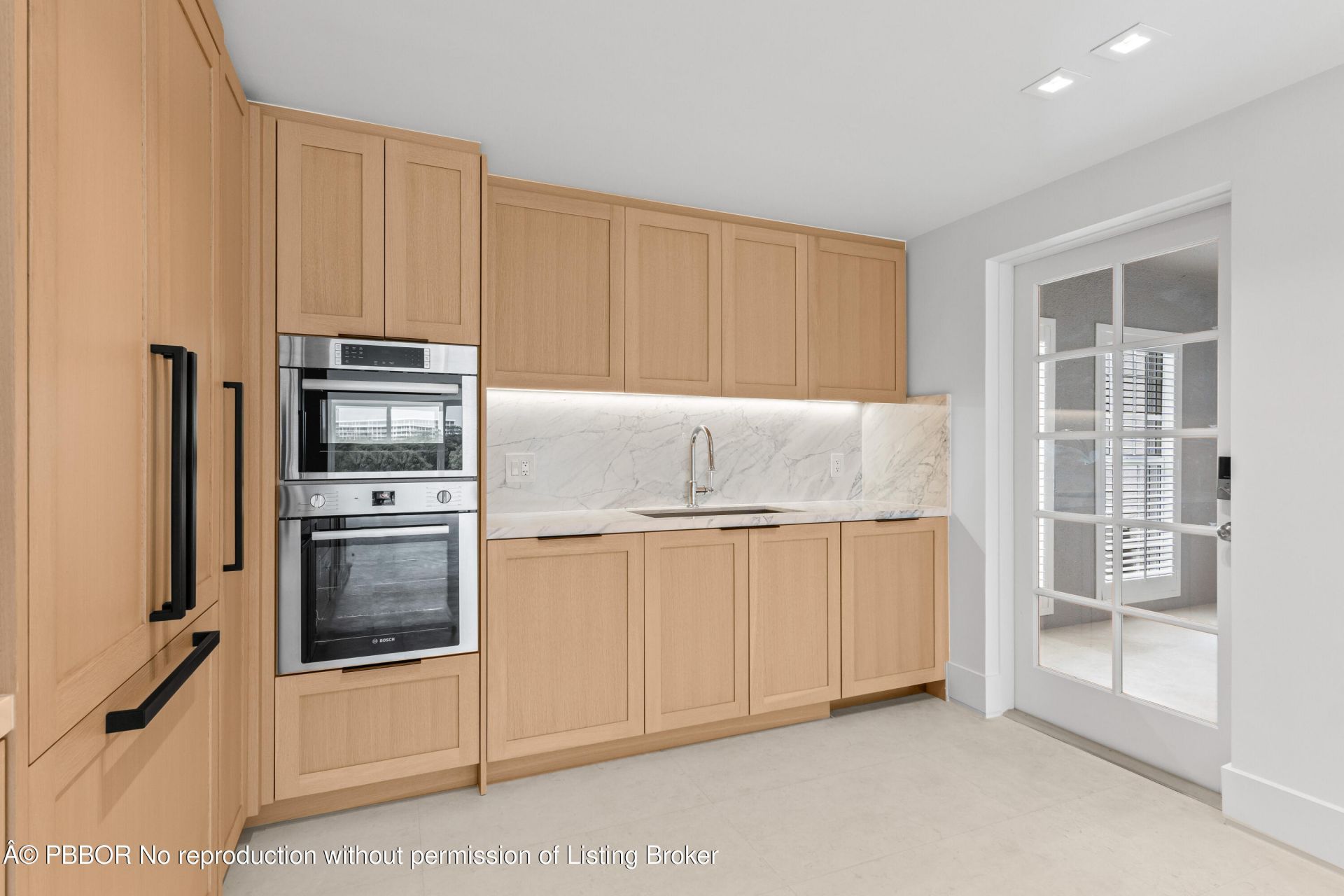 2185 Ibis Isle Road, Unit 1, Palm Beach, FL 33480 Photo