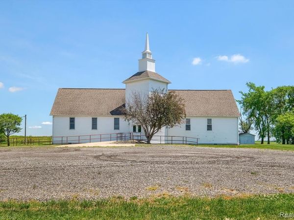 3909 S Van Dyke Road , Marlette, MI 48453