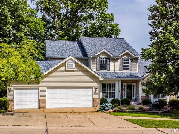 1348 Richland Meadows Drive, Ballwin, MO 63021