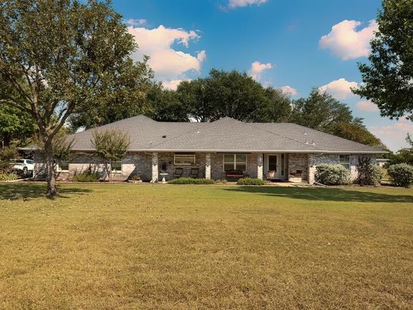 3840 Blackchamp Road, Midlothian, TX 76065