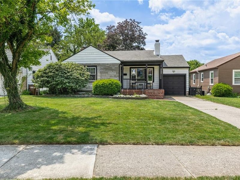 2751 Crescent Boulevard, Kettering, OH 45409 Photo 2