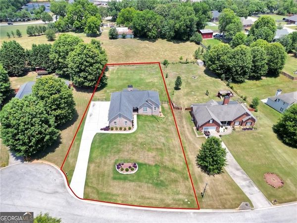 1330 Crimson Lane , Mcdonough, GA 30252