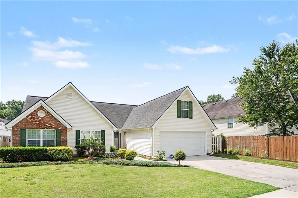 1496 Virgil Pond Lane, Loganville, GA 30052 Main Photo