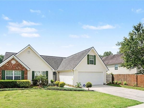 1496 Virgil Pond Lane, Loganville, GA 30052