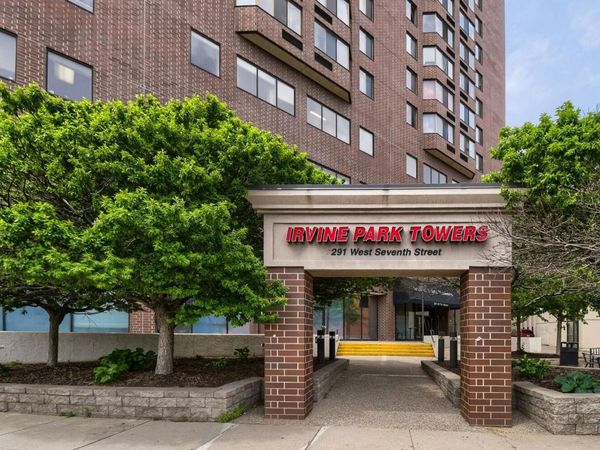 291 7th Street W, Unit 1702, Saint Paul, MN 55102