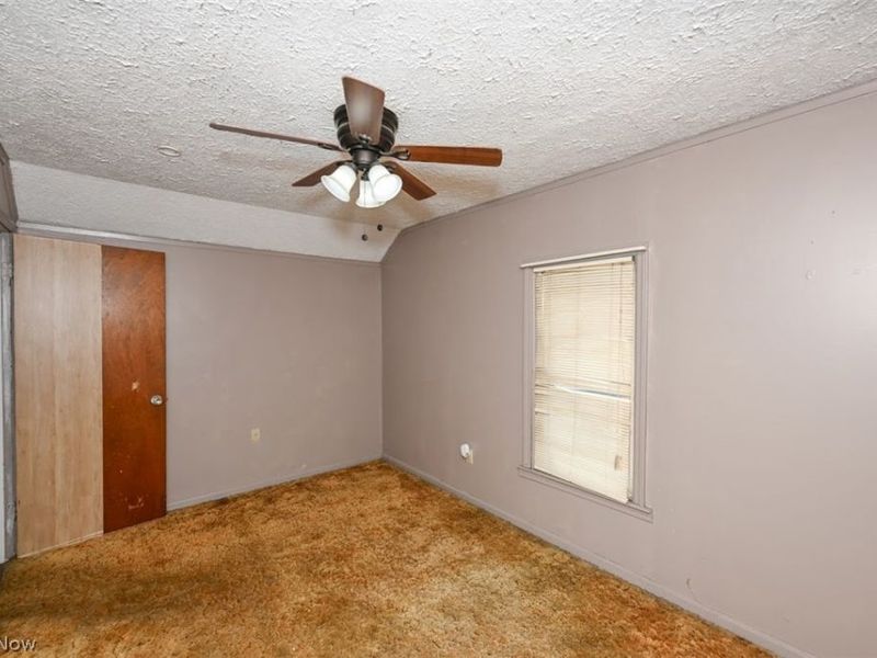 2221 9th Street SW, Akron, OH 44314 Photo 24