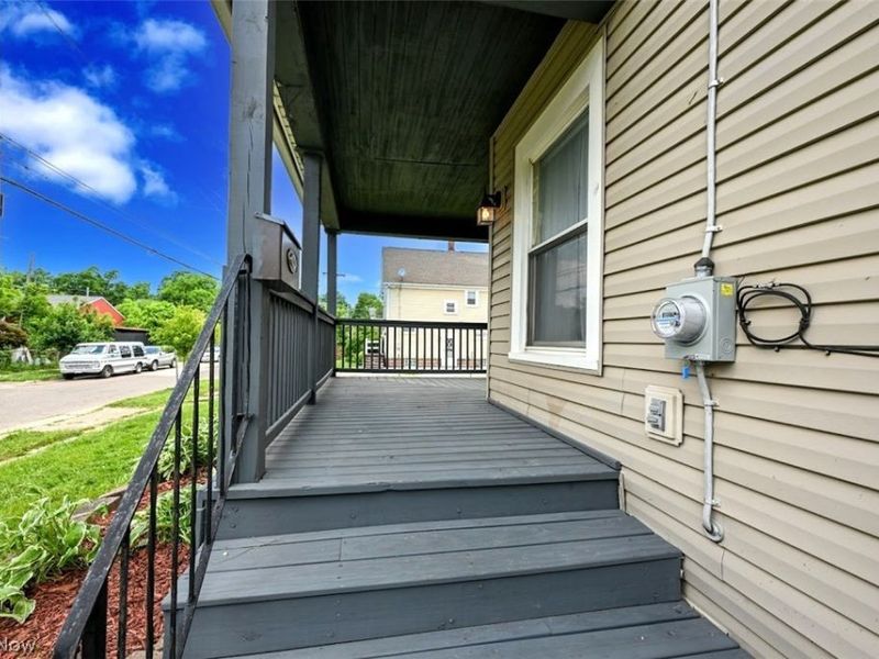 2221 9th Street SW, Akron, OH 44314 Photo 30