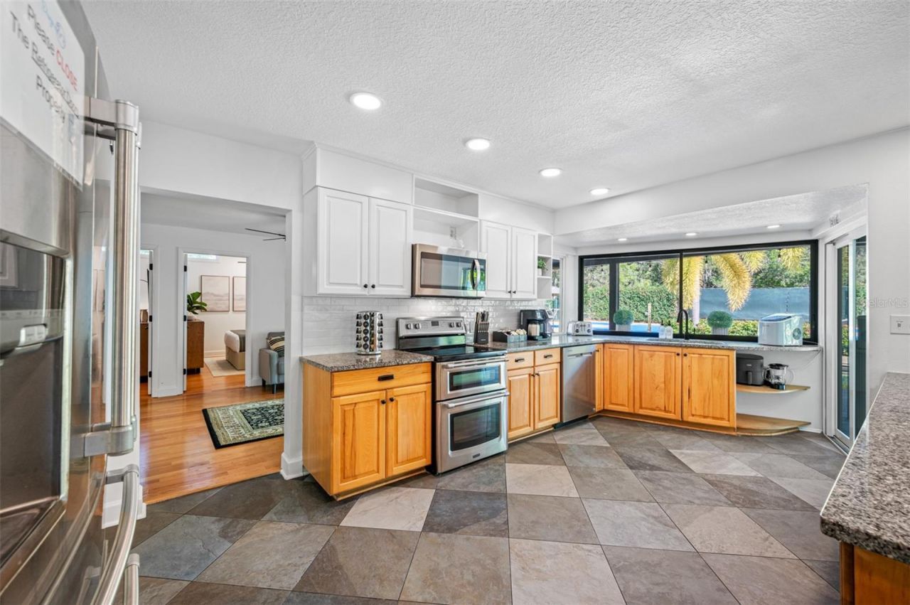 7259 131st Street, Seminole, FL 33776 Photo