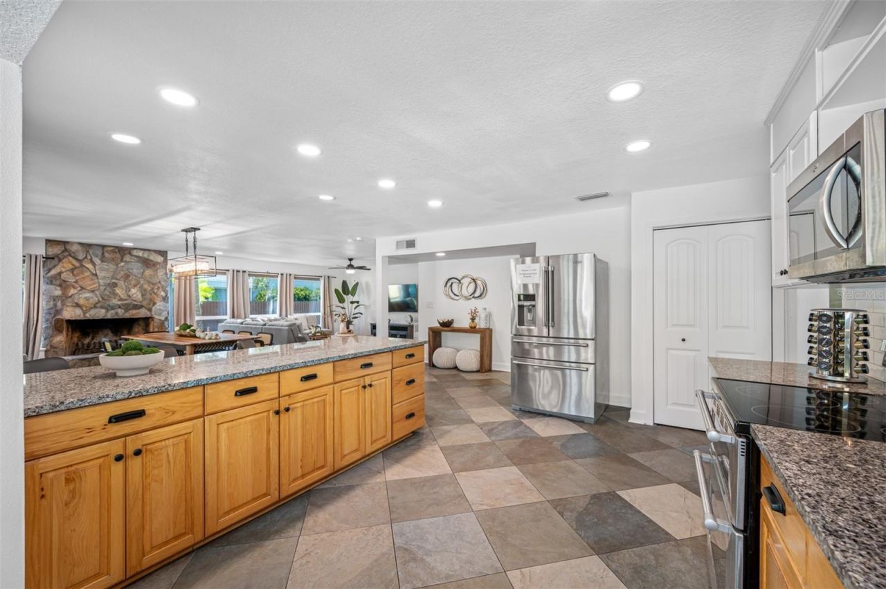 7259 131st Street, Seminole, FL 33776 Photo