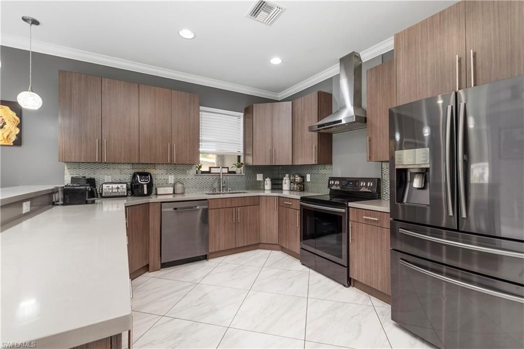 2360 Burton Ave, Fort Myers, FL 33907 Photo