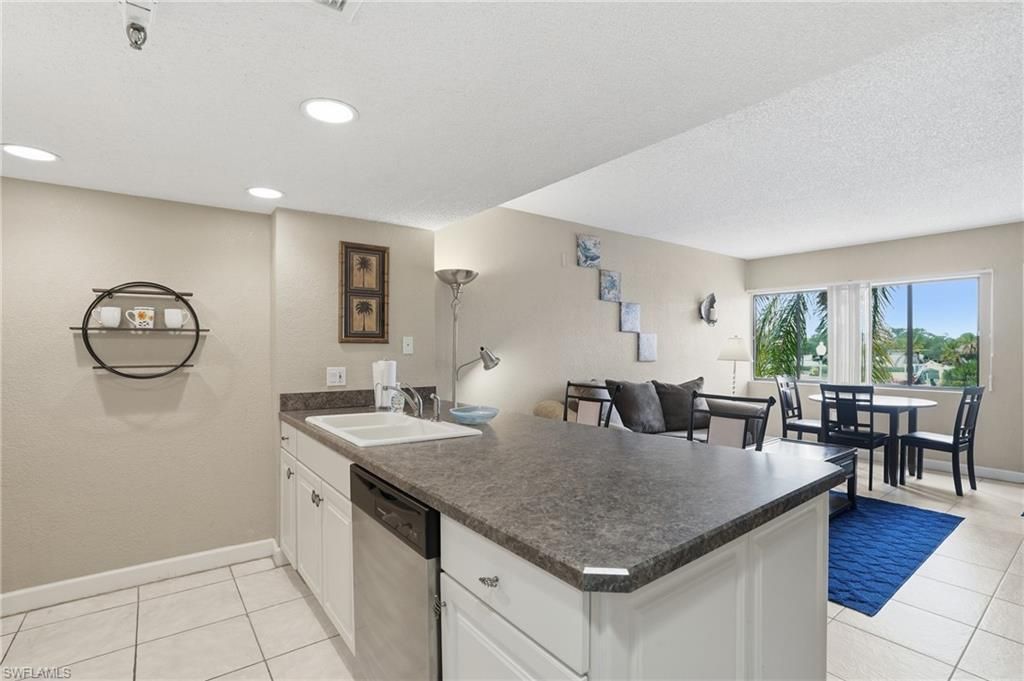 3170 Matecumbe Key Rd , Unit 127, Punta Gorda, FL 33955 Photo