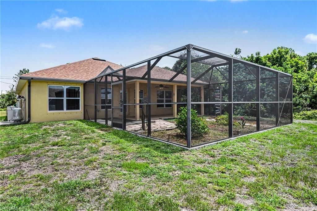 1006 NE 33rd St , Cape Coral, FL 33909 Photo