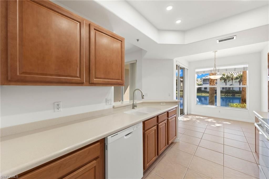 11661 Navarro Way, Unit 1704, Fort Myers, FL 33908 Photo