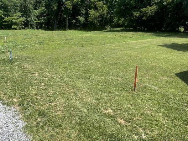 325 Waters Rd, Maryville, TN 37803