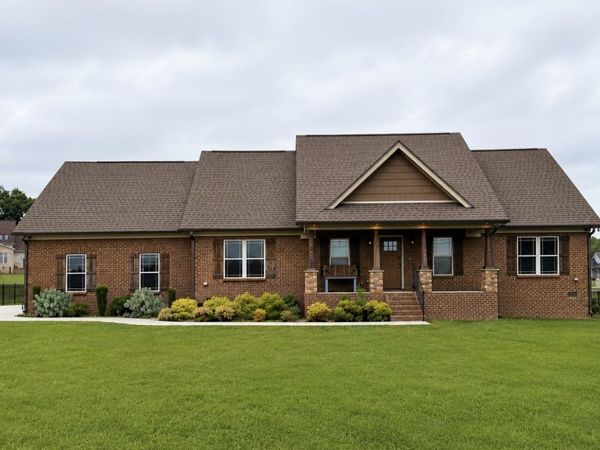 32 Richland Hills Dr, Manchester, TN 37355