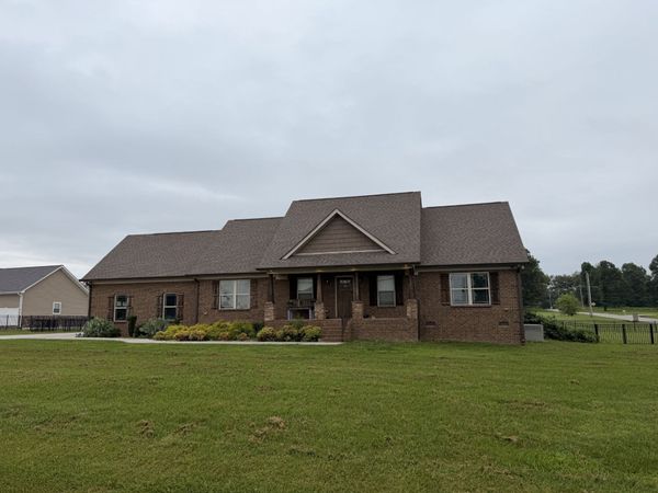 32 Richland Hills Dr, Manchester, TN 37355
