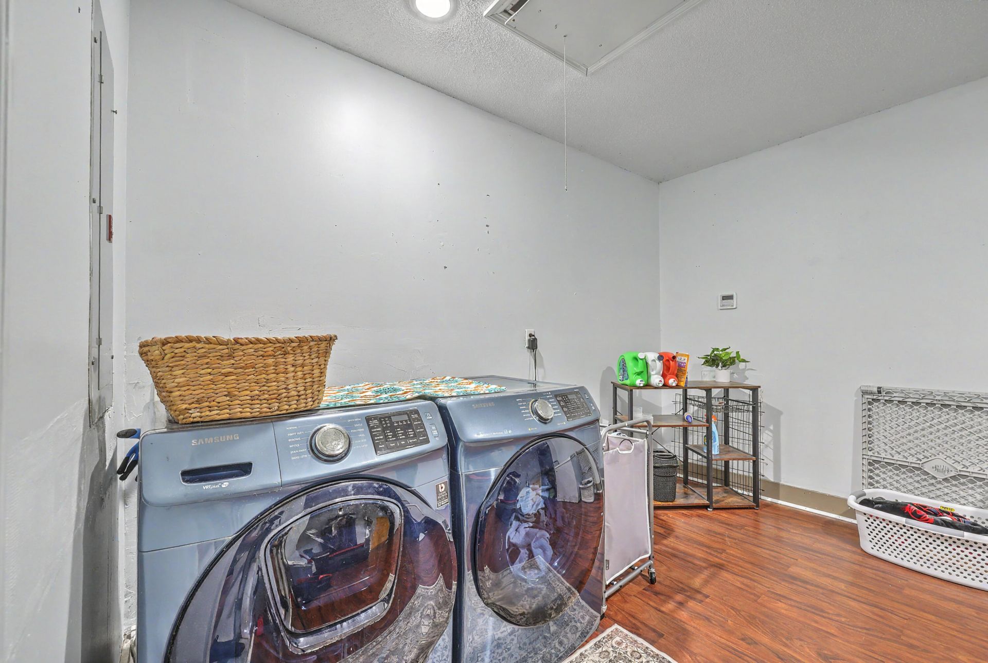 106 Bradd Street Photo 21