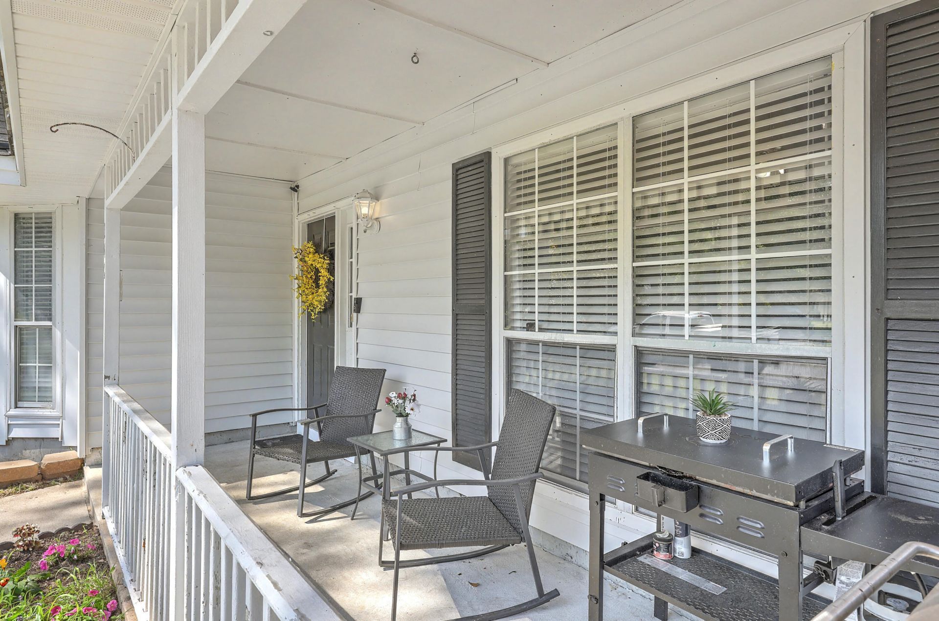 106 Bradd Street Photo 30