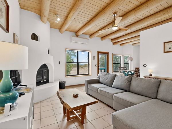7 Bonito Court, Santa Fe, NM 87508