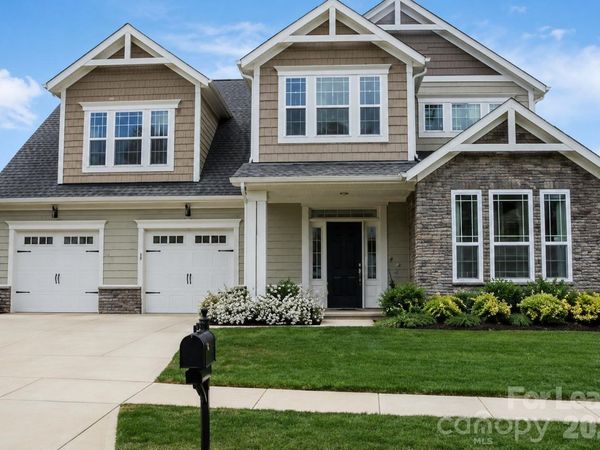10517 Donahue Drive , Huntersville, NC 28078