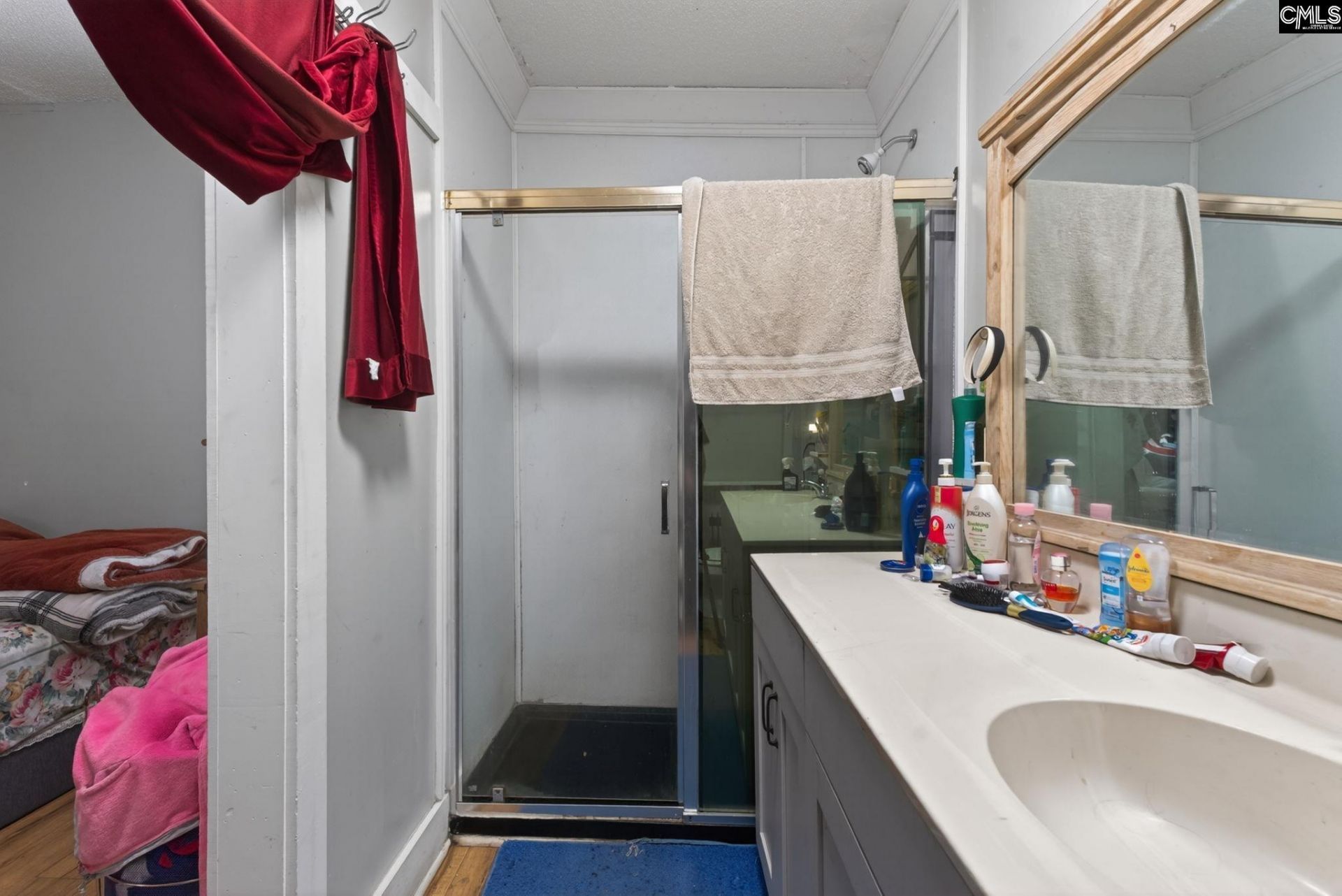 1002 Eastman Street Photo 14