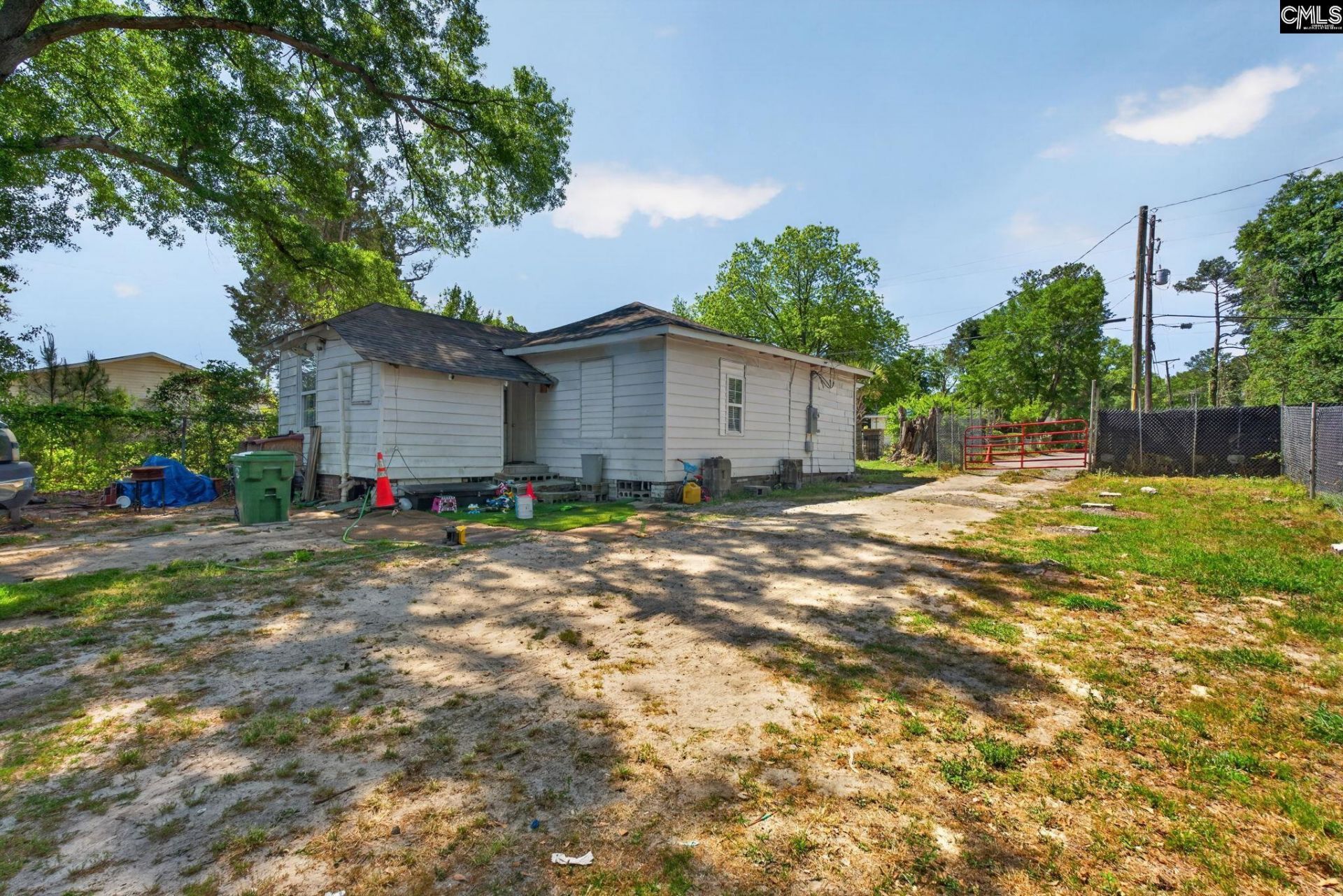 1002 Eastman Street Photo 19
