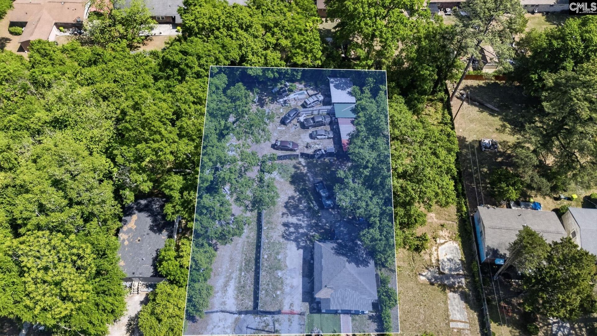 1002 Eastman Street Photo 23