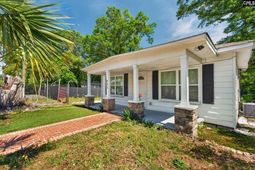 1002 Eastman Street photo 4