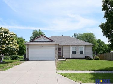 4114 N 8th Street Circle, Lincoln, NE 68521