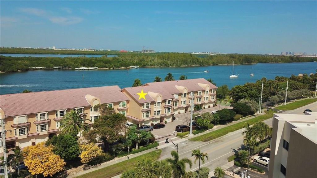 4230 N Ocean Drive, Hollywood, FL 33019 Photo