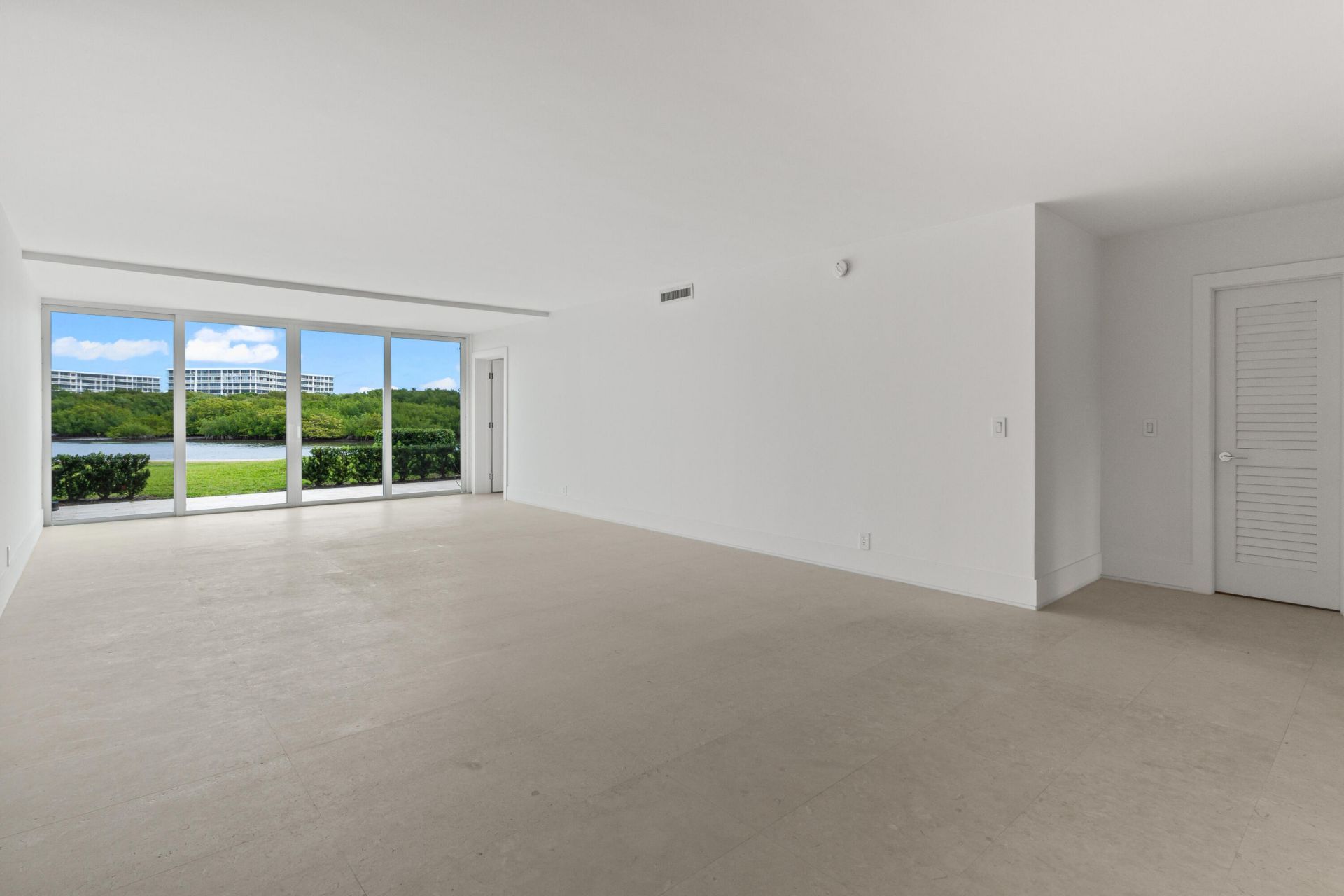 2185 Ibis Isle Road, Unit 1, Palm Beach, FL 33480 Photo