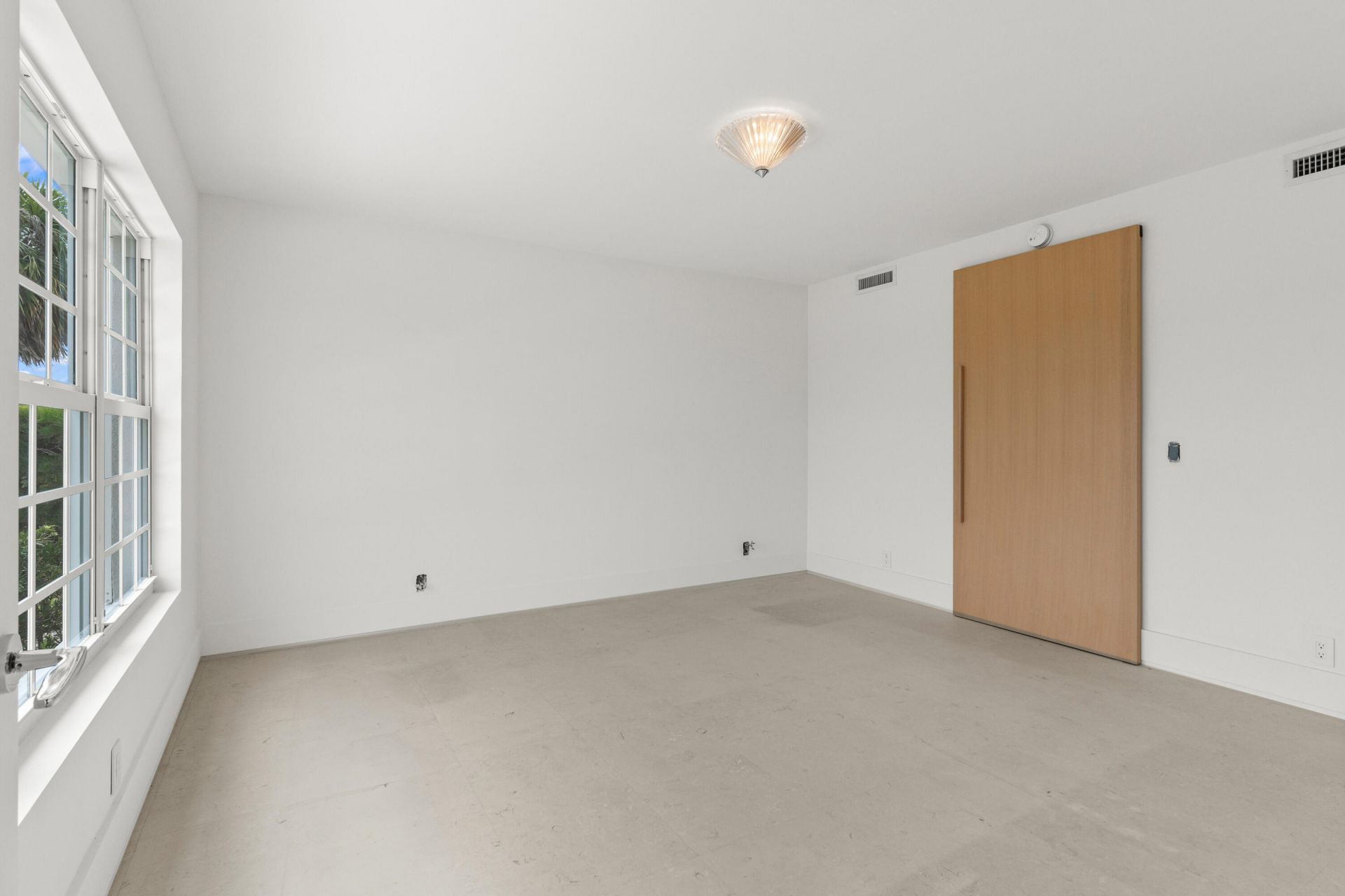2185 Ibis Isle Road, Unit 1, Palm Beach, FL 33480 Photo