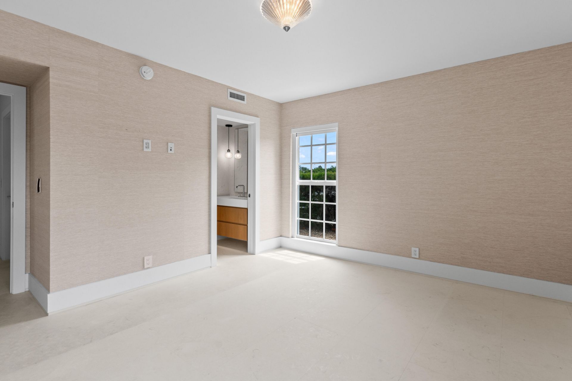 2185 Ibis Isle Road, Unit 1, Palm Beach, FL 33480 Photo