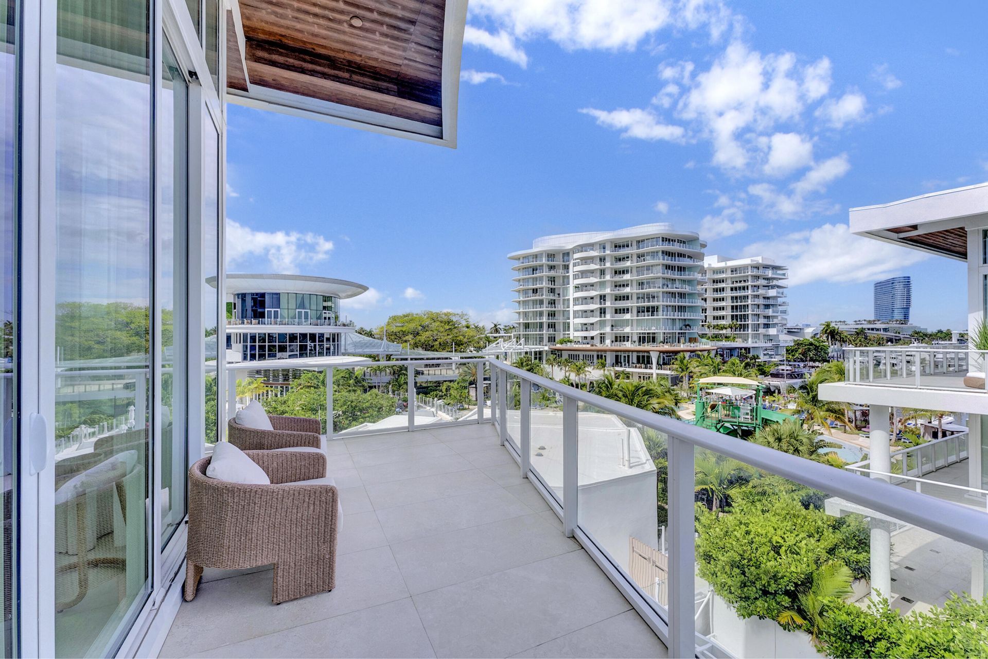 2321 SE 17th Street, Unit 401, Fort Lauderdale, FL 33316 Photo