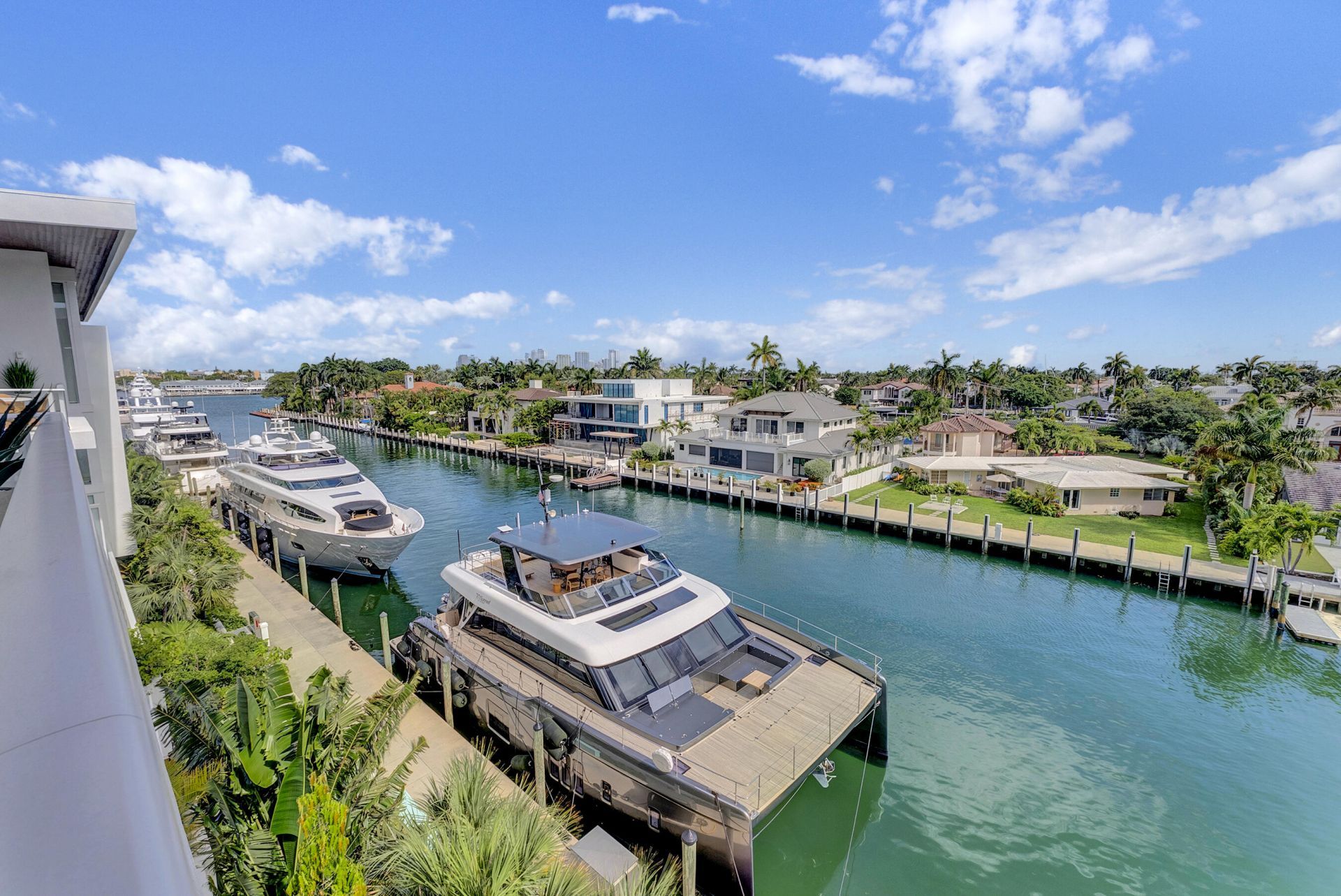 2321 SE 17th Street, Unit 401, Fort Lauderdale, FL 33316 Photo