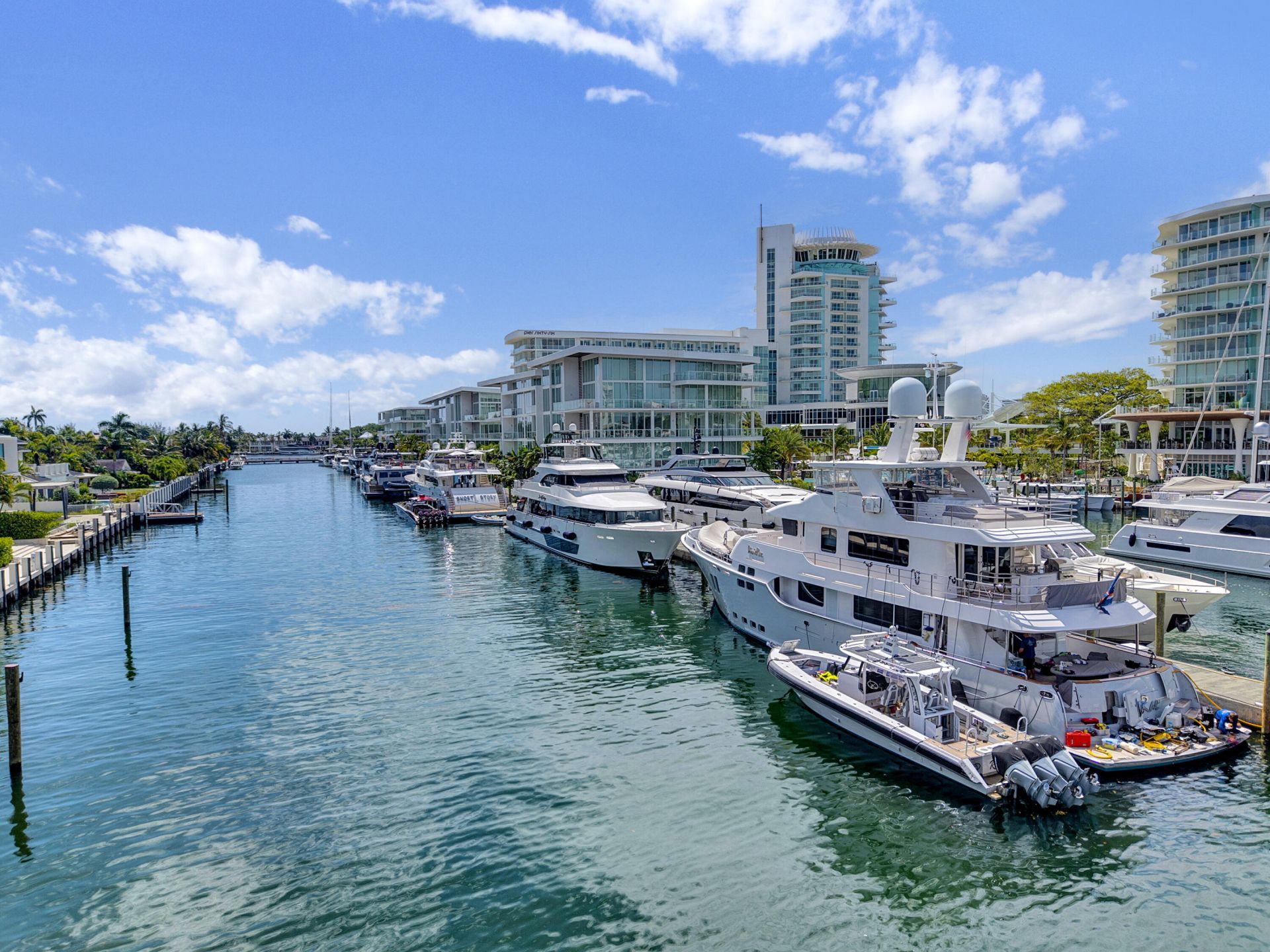 2321 SE 17th Street, Unit 401, Fort Lauderdale, FL 33316 Photo