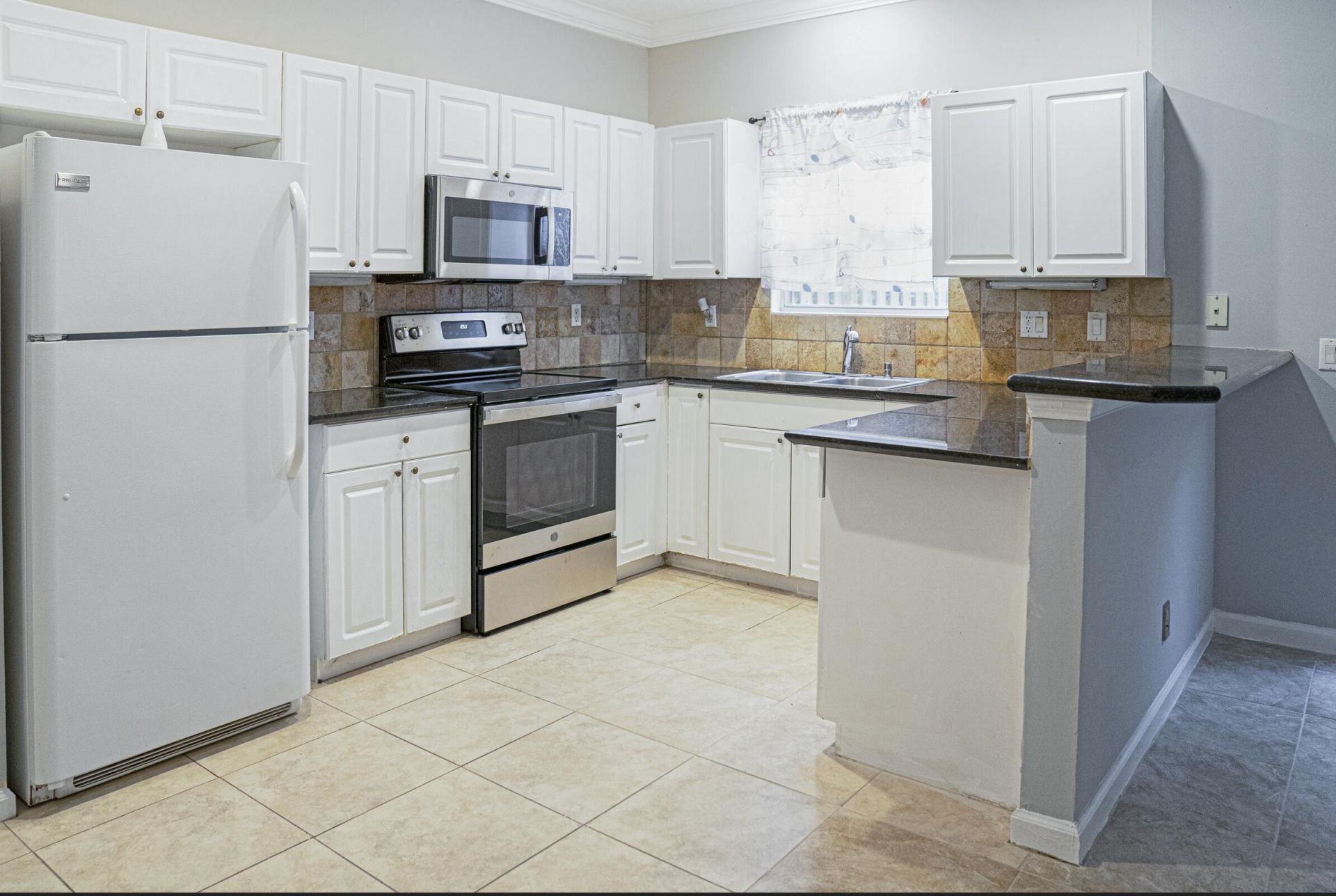130 Baldwin Boulevard, Greenacres, FL 33463 Photo