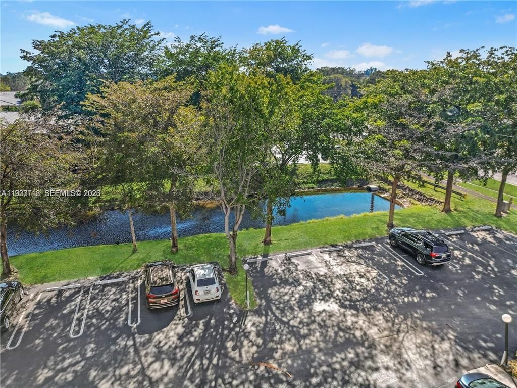 2701 Riverside Drive, Unit Apt 516, Coral Springs, FL 33065 Photo
