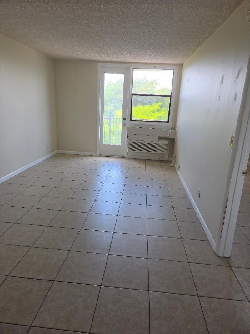 2701 Riverside Drive, Unit Apt 516, Coral Springs, FL 33065 Photo
