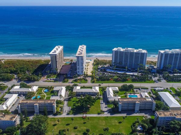 950 De Soto Road, Unit 2b, Boca Raton, FL 33432