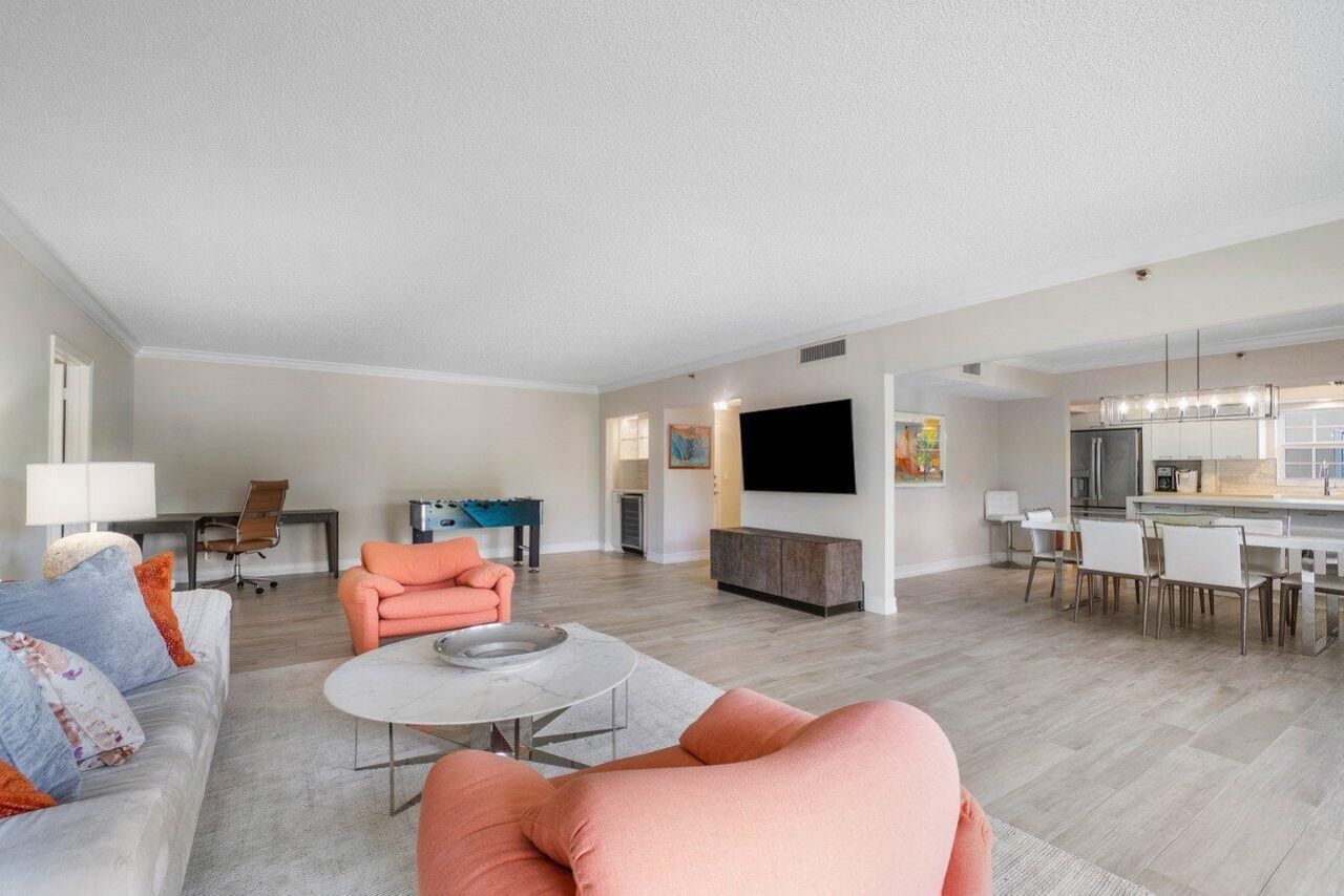 950 De Soto Road, Unit 2b, Boca Raton, FL 33432 Photo