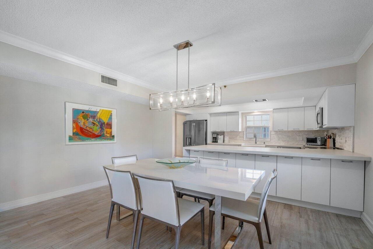 950 De Soto Road, Unit 2b, Boca Raton, FL 33432 Photo