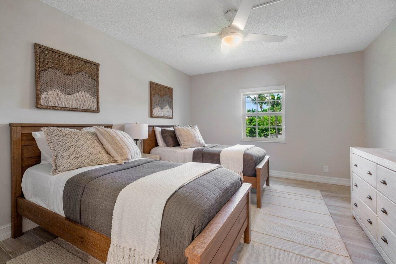950 De Soto Road, Unit 2b, Boca Raton, FL 33432 Photo