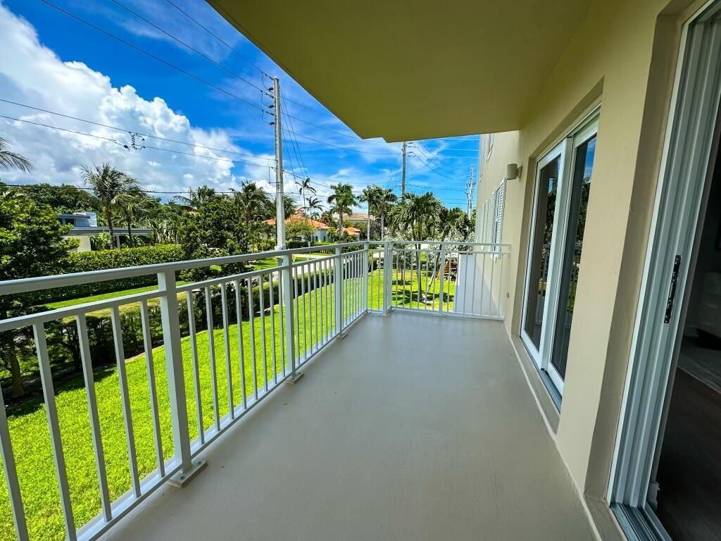 950 De Soto Road, Unit 2b, Boca Raton, FL 33432 Photo
